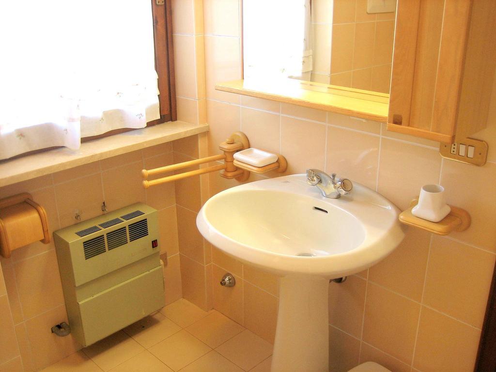 Belvilla By Oyo Enticing Holiday Home With Pool Лацизе Екстериор снимка