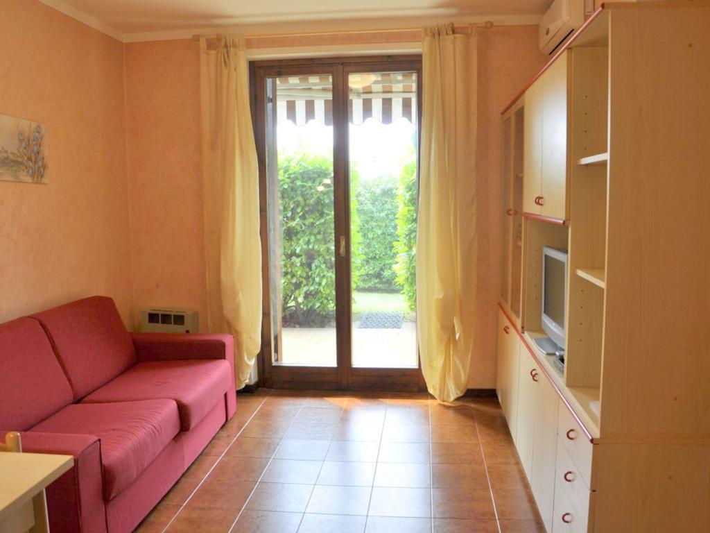 Belvilla By Oyo Enticing Holiday Home With Pool Лацизе Екстериор снимка